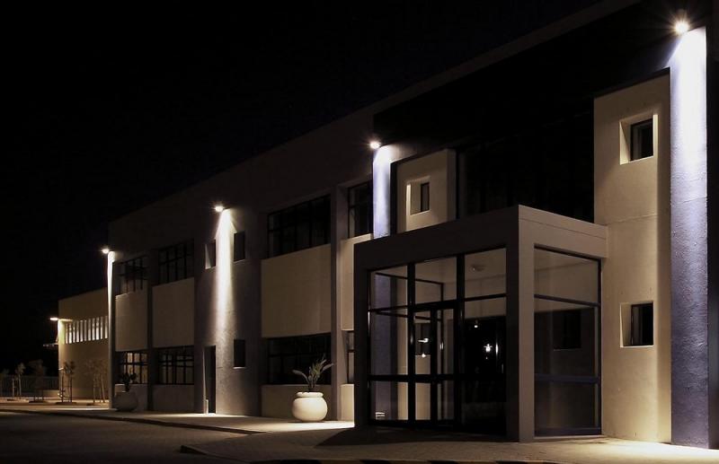 Philips LED-Scheinwerfer Projectline 150W 4000K neutralweißes Licht IP65