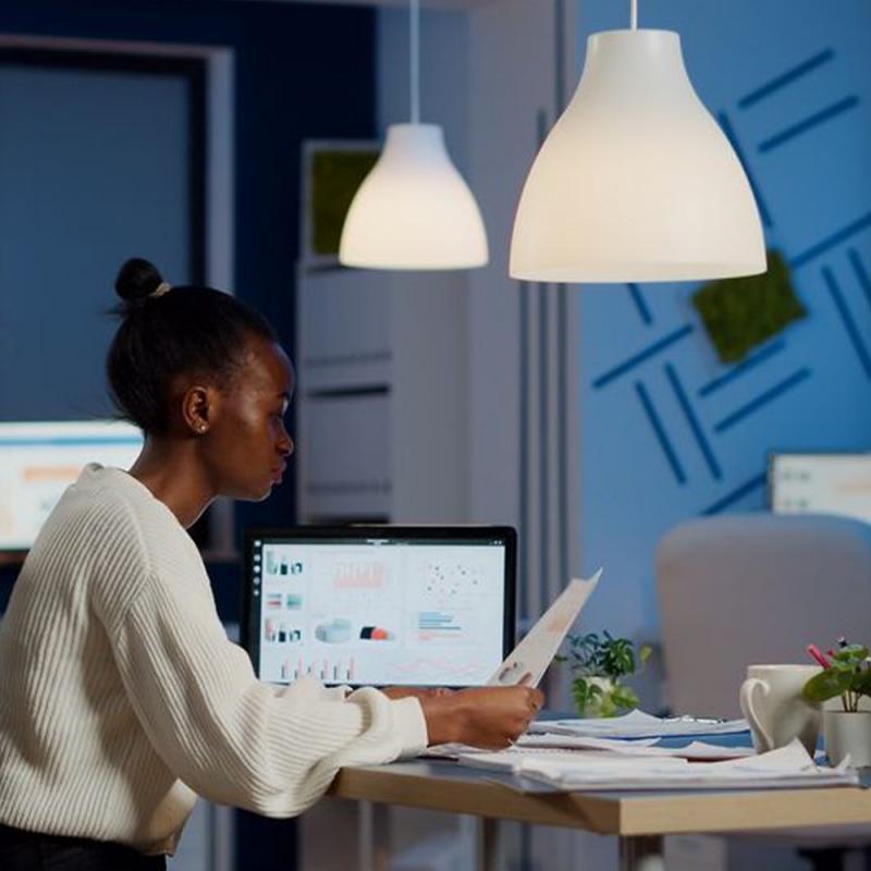 PHILIPS Master E27 LED Lampe Ultra Efficient 5,2W wie 75W 4000K neutralweißes Licht klar