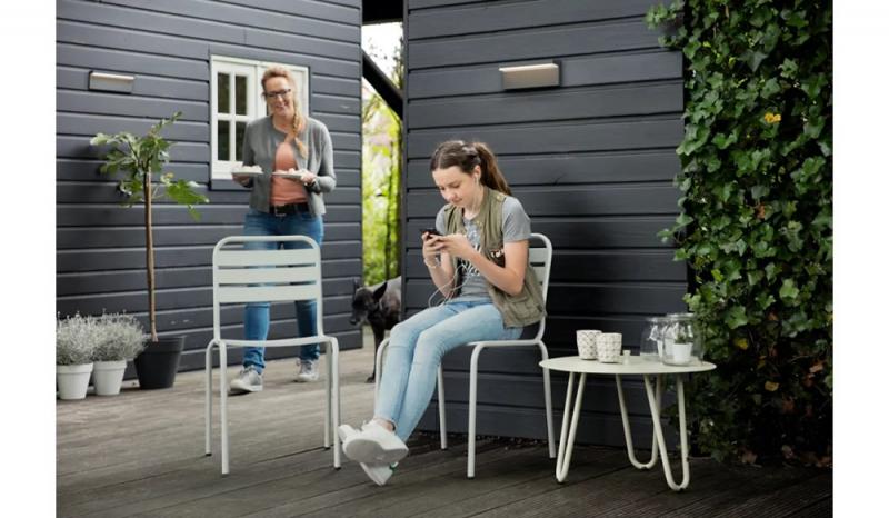 Philips Outdoor Wandleuchte Bustan Ultra Efficient anthrazit 3,8 W mit neutralweißem Licht IP44