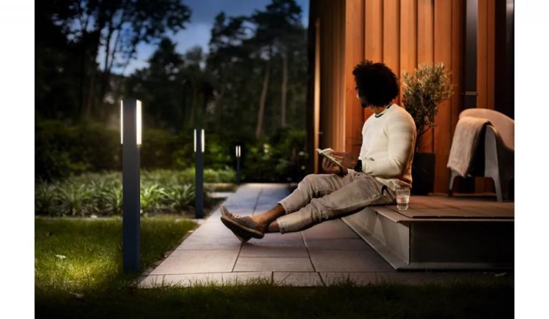 Philips Wegeleuchte Stratosphere Ultra-Efficient in Anthrazit 4000K kühlweißes Licht, IP44