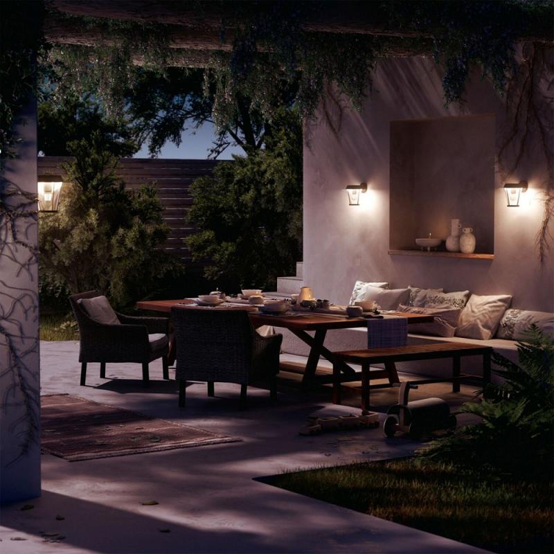 Philips Wandleuchte Sunera in Schwarz mit E27 Fassung IP44