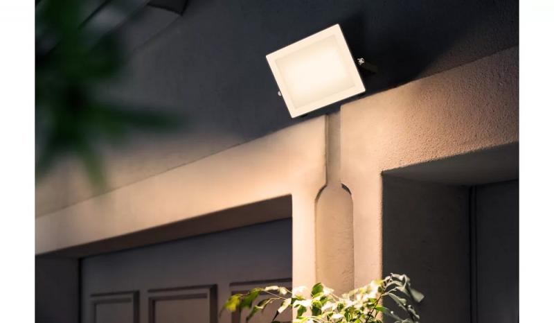 Philips Lois Flutlichtstrahler für den Außenbereich - 50 W, 3000K weißes Licht, Schwarz