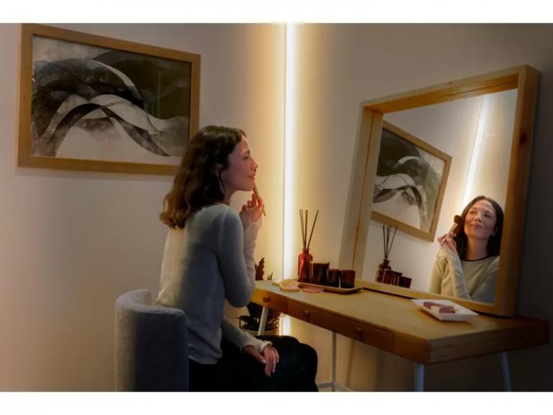 Philips Hue OmniGlow Gradient Lightstrip 3 m 2700 lm RGBW dimmbar Innenbereich