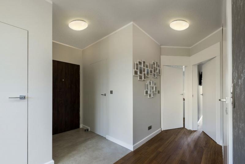 Osram Essential Decken- und Wandleuchte IP20  Ø35cm mit 2 x E27 Fassung