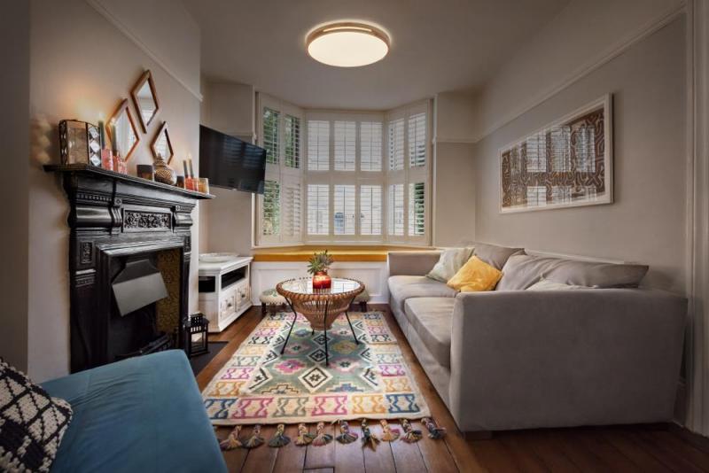 OSRAM Holz Decor Deckenleuchte Orbis Woodburry 33cm 24W Click DIM - Dimmen in drei Stufen durch wiederholtes Schalten