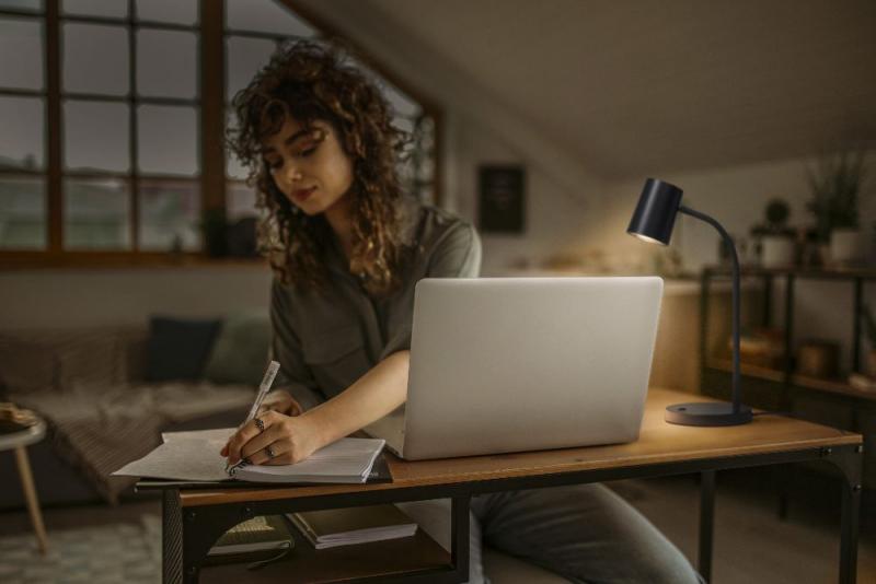 OSRAM Tischleuchte Office Line Desk Trapezium GU10 schwarz