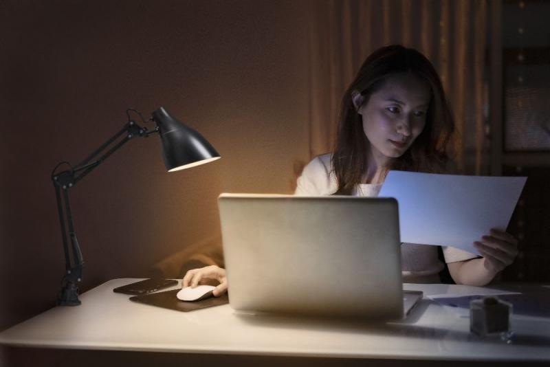 OSRAM Tischleuchte Office Line Desk Pear Clip  E27 schwarz