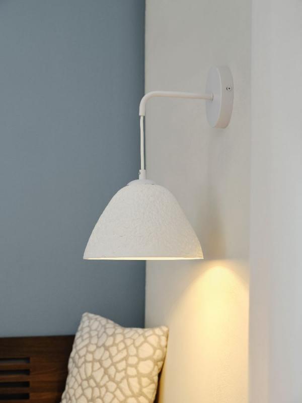 OSRAM Wandleuchte Camel Bell weiß aus Metall und Pappmaschee E14