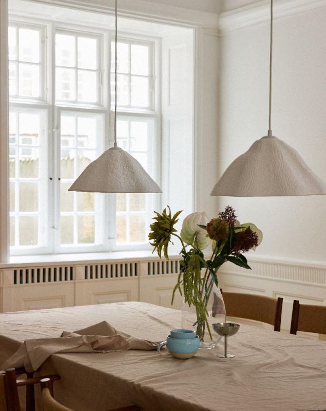 OSRAM Pendelleuchte Decor Lotus Leaf 1-flammig weiß aus Metall und Pappmaschee für E27