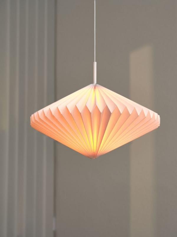 OSRAM Pendelleuchte Decor Paper Lantern Diamond - Dünnes, faltbares Papier, das ein warmes und angenehmes Licht im Leben schafft