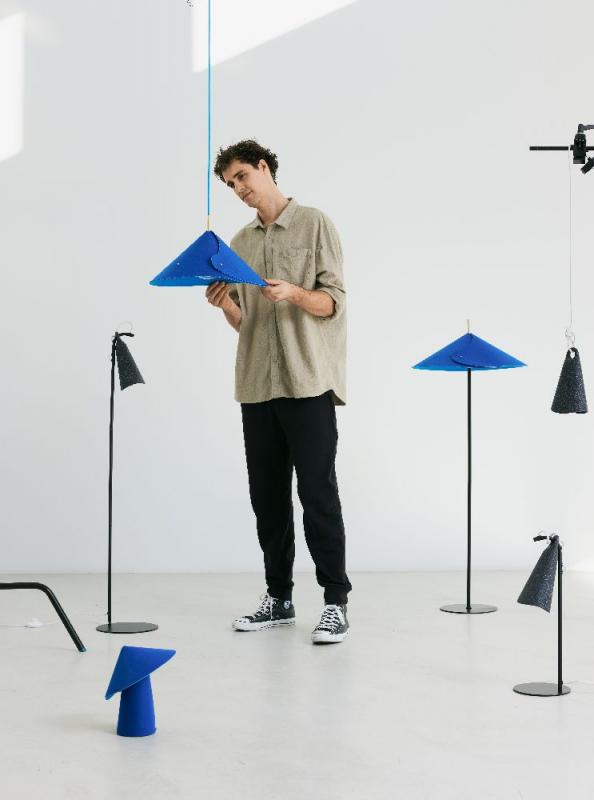 OSRAM Pendelleuchte Decor Flip in Blau Ø 50 cm - Auffällige Leuchte aus Filz mit E27 Fassung