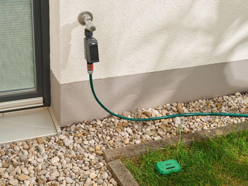 OSRAM SMART+ RF SOIL MOISTURE SENSOR Green - Misst die Bodenfeuchtigkeit sowie die Bodentemperatur und sendet die Daten automatisch an das SMART+ Bewässerungssteuergerät