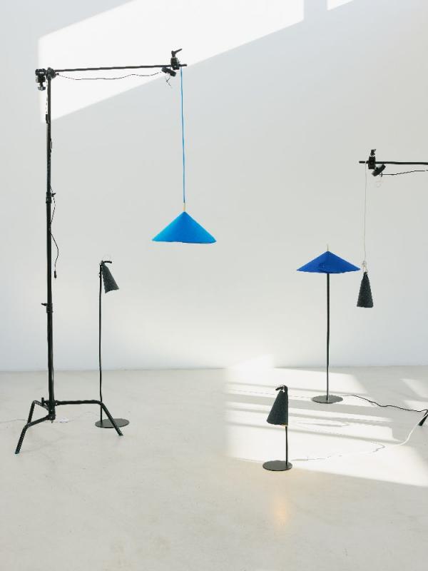 OSRAM Pendelleuchte Decor Bell in Schwarz mit E27 Fassung - Leuchtenschirm aus recyceltem Material