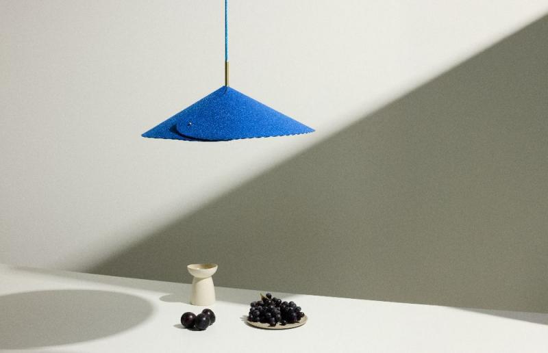 OSRAM Pendelleuchte Decor Flip in Blau Ø 50 cm - Auffällige Leuchte aus Filz mit E27 Fassung