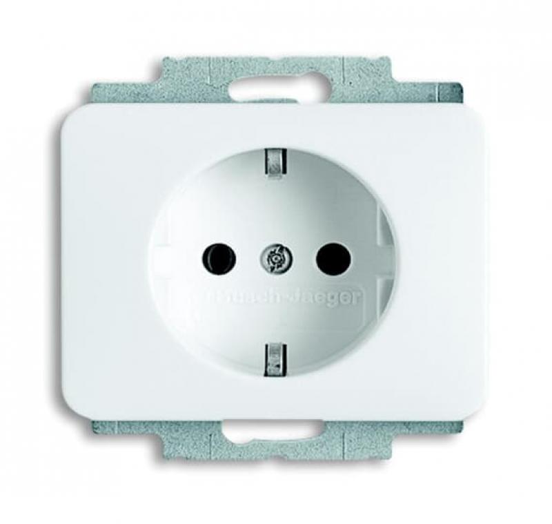 Busch-Jaeger alpha SCHUKO Steckdosen-Einsatz studioweiß hochglanz 16 A 250 V  20 EUC-24G