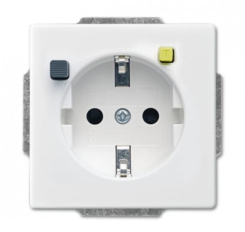 Busch-Jaeger 3120 EUCB-84 FI-SCHUKOMAT SCHUKO® Steckdosen-Einsatz mit Fehlerstrom-Schutzschalter