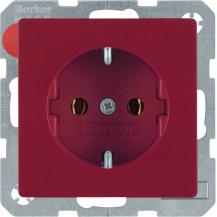 Berker 47436012 Steckdose SCHUKO Q.x rot samt