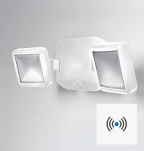 Osram  Praktische SENSOR LED Außenwandleuchte mit Batterie und Sensor Weiß IP54 2-strahlig