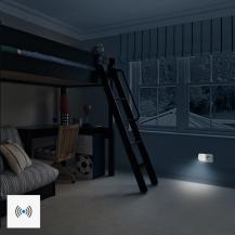 OSRAM Nachtlicht LUNETTA Hall mit Kippfunktion Weiß Wand Steckdosenleuchte mit Sensor - für Kinderzimmer und Wohnbereiche