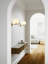 Design For The People Wandleuchte Messing Glas – elegante Designerleuchte von Maria Berntsen