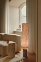 Design For The People Talli Stehleuchte Braun – skulpturale Designer-Stehleuchte aus Tyvek