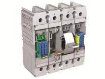 ABB AUX-C 3Q+1SY 24Vdc XT2...XT6 F/P 3 Meldekontakte und 2 Auslösgemeldungen, verdrahtet, Festeinbau, steckbar Zubehör für XT2 und XT4