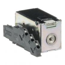 ABB YC  E1.2..E6.2-XT7M 220-240 VAC/DC Einschaltauslöser Leistungsschalter für Emax 2