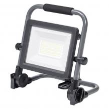 OSRAM LED WORKLIGHT VALUE R-STAND 50W 865 IP65  - kaltweiße Lichtfarbe, batteriebetrieben, USB-Ladefunktion dank integrierter Power Bank, tragbar, IP54